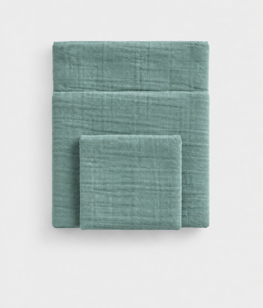 Dewdrop cotton muslin towel set, folded